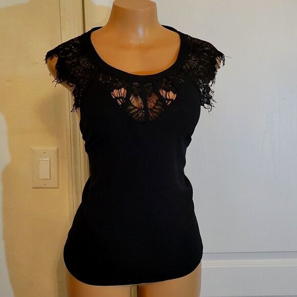 BRIXON IVY BLACK SHIRT WITH LACE DESIGN IN TOP - Picture 2 of 15